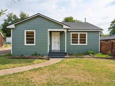 Property at 911 E Noble Ave, Guthrie, OK