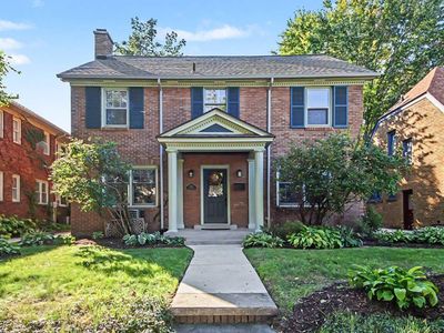 1031 Iroquois Dr SE