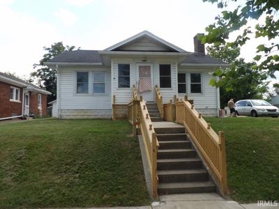 1001 E Walnut St