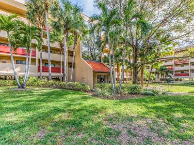 3062 Eastland Blvd #302D
