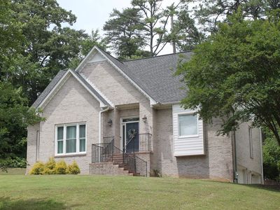 Property at 5616 Alexandria Dr, Irondale, AL