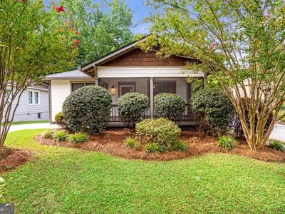 1085 Boulevard Dr SE