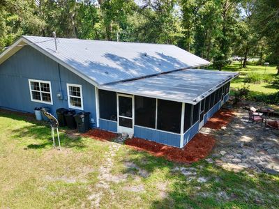 144 NW Orbison Dr