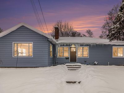 1643 Burlingame Ave SW