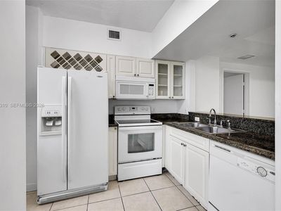 1 Glen Royal Pkwy APT 1010
