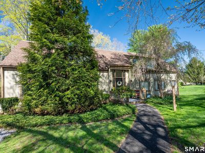 428 Heritage Village #A