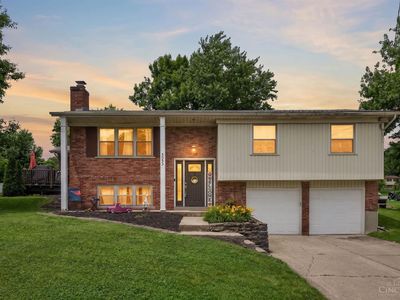 5935 Ricky Dr