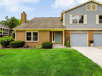 7606 Farm View Cir E