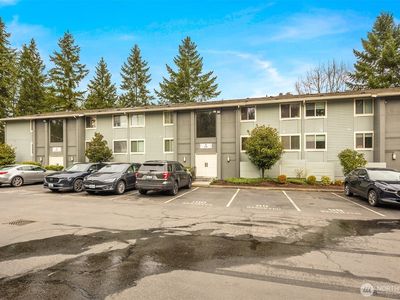 4707 W lake sammamish Parkway SE #d304