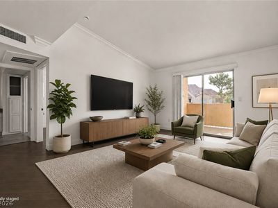 1150 N Buffalo Dr APT 2011
