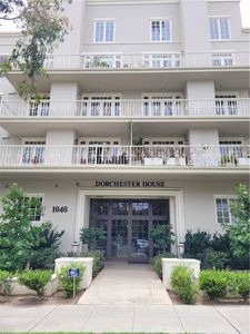 1040 4th St Unit 203