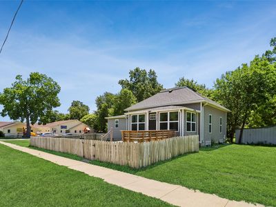 Property at 2105 Broadway St, Granger, IA