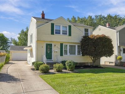 387 Oakvale Blvd