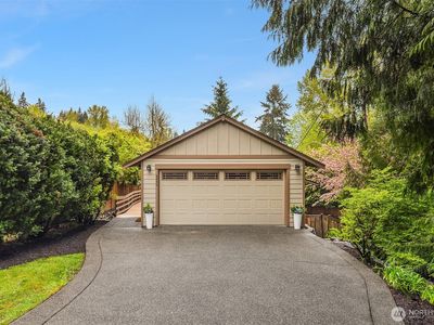 6240 NE 204th Place