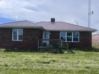 5250 School Rd