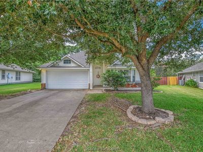 1721 Summerwood Loop