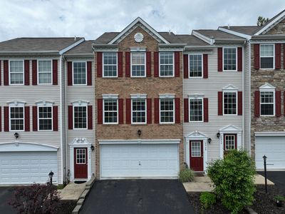 6468 Lindsey Ln