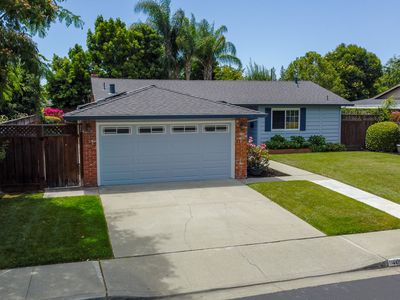4094 Cristobal Way