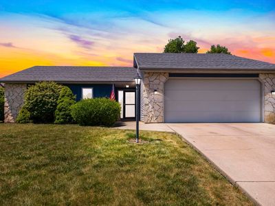 6417 Cliffside Pass
