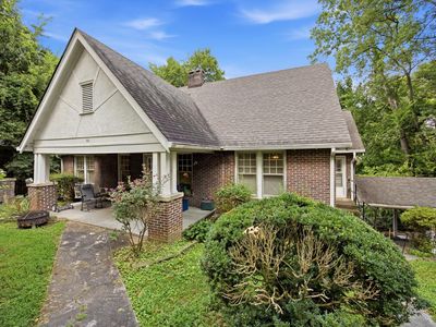 706 Mount Vernon Cir