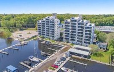 2964 Lakeshore Dr Unit E501