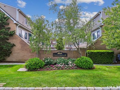 1900 Summer Street #19