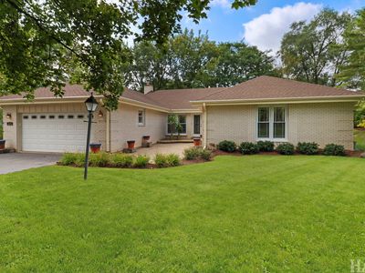 994 Commonwealth Ct