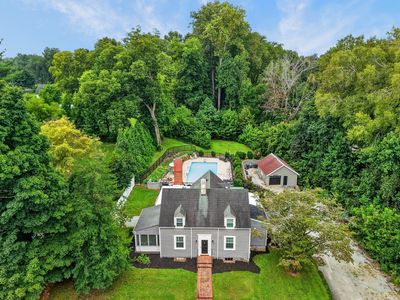 111 Westwood Dr