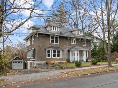 114 Kelvin Pl