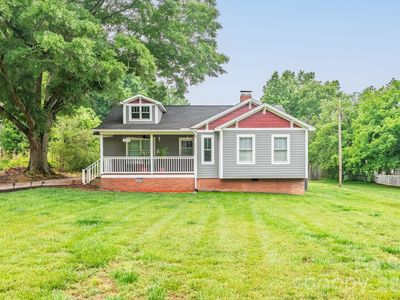 213 Nixon Rd