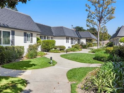 1330 Victoria Dr APT C