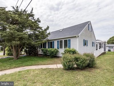 12 New Hampshire Ave