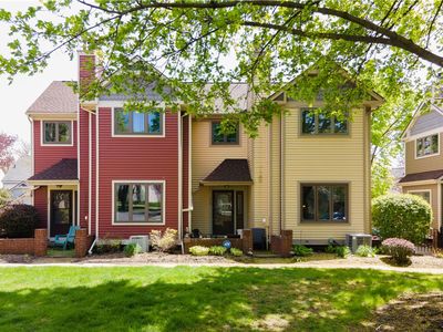 376 Frederick Douglass St