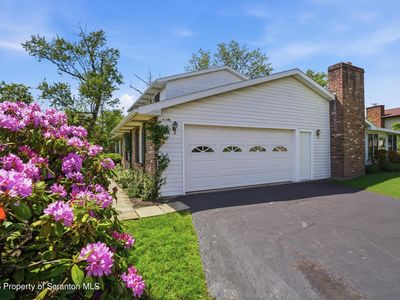 109 Yale Blvd