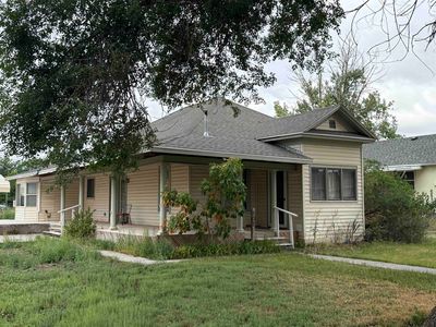 402 4th Ave