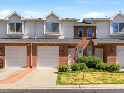 80 Peregrine Ln APT 14