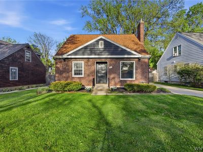 Property at 63 Garland Dr, Eggertsville, NY