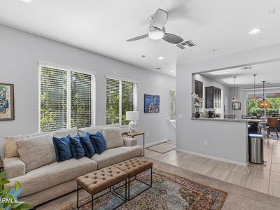 5550 N 16TH Street #142