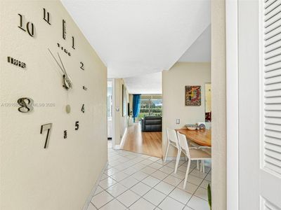 9820 S Hollybrook Lake Dr APT 208