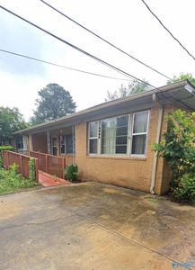 3909 Richland Dr NW