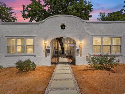 421 ELEANOR AVE