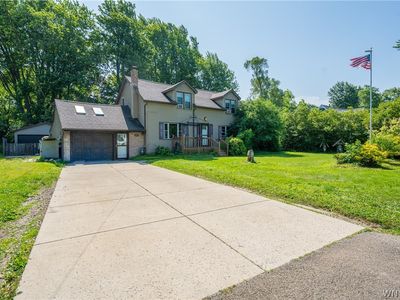 6937 Wellington Dr