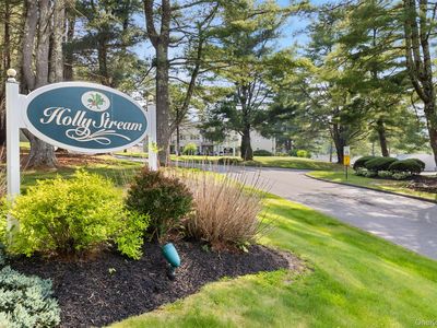 201 Holly Stream Court