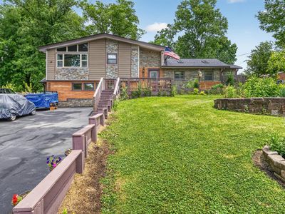2066 Evanor Ln