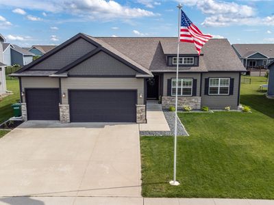 302 33rd St SE