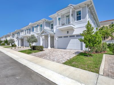 109 Royal Palm Circle