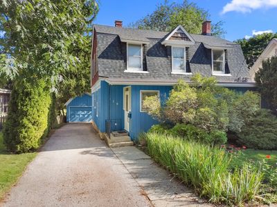 370 Lincoln Ave