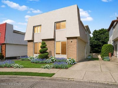 8 Fillmore Ave