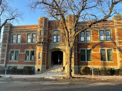 223 E Ann St APT 6