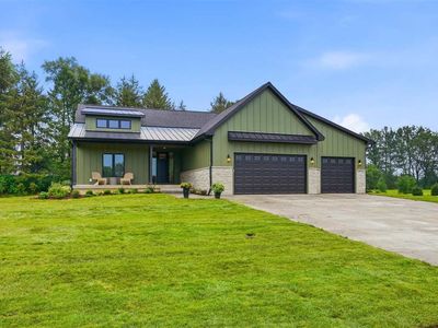 4236 Pleasant Valley Dr SE